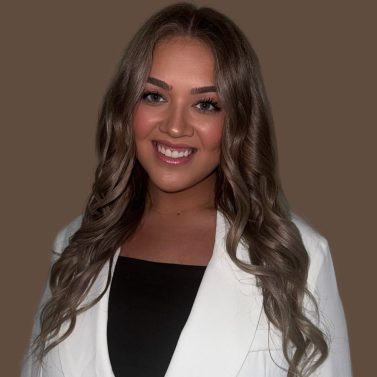 Abby Schnagl Headshot